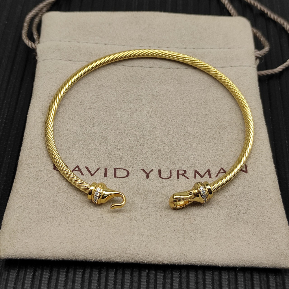 David Yurman Gold 3mm Diamond-Studded Hook Bracelet